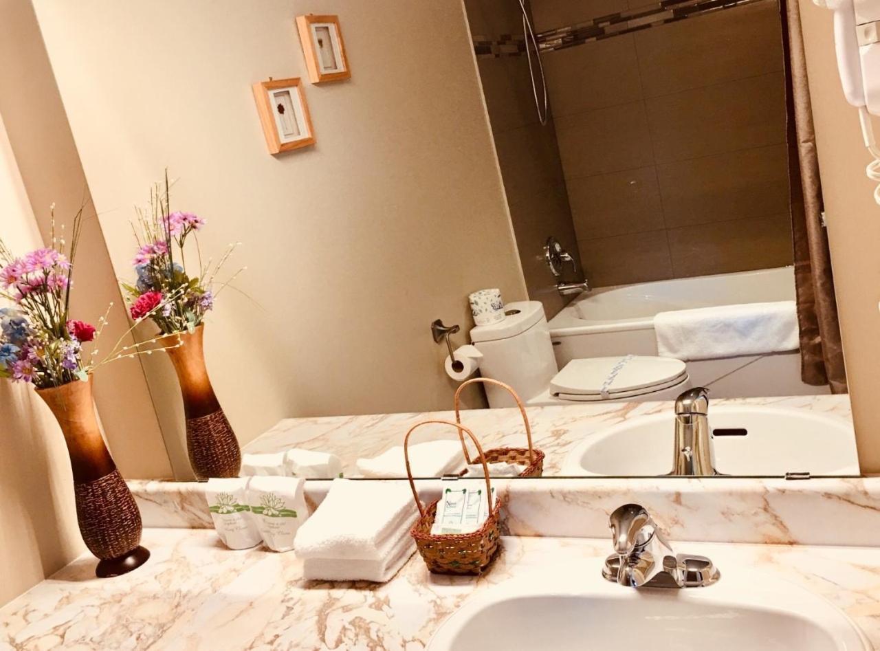 Au Doc Motel Repentigny Zewnętrze zdjęcie